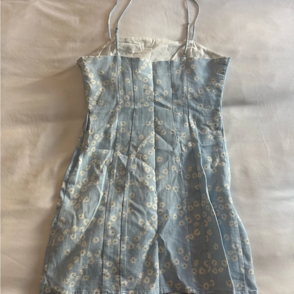 Alysia Dress in Yellow Floating Floral - Picture 8 of 8